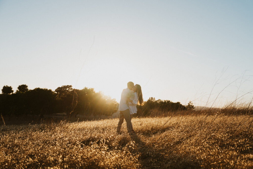 san francisco bay area engagement photos golden hour