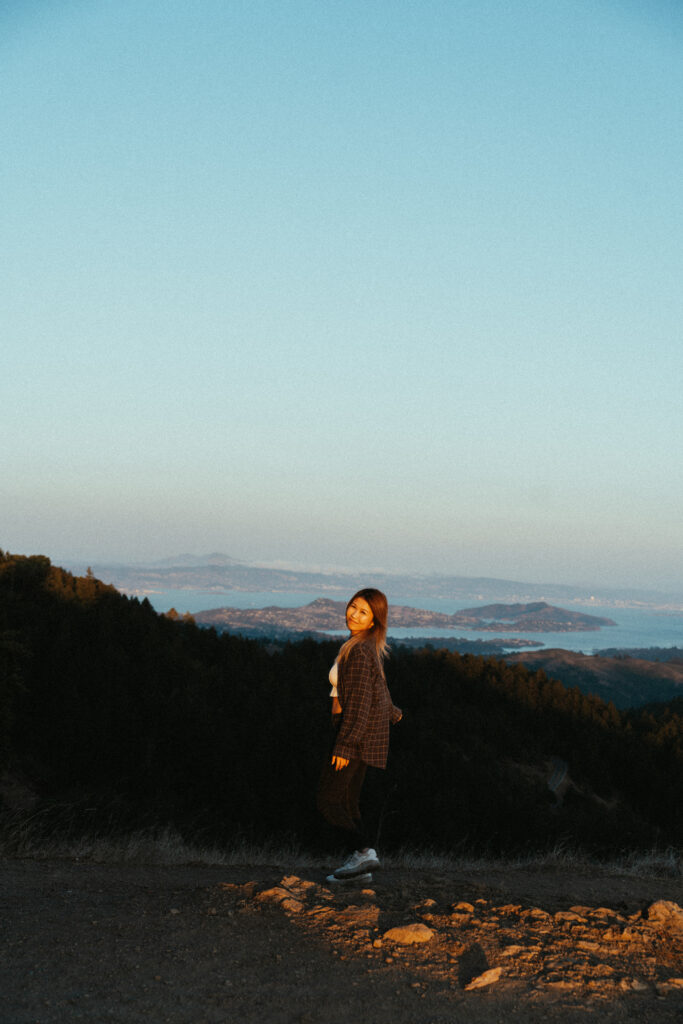 whimsical dreamy golden hour portraits san francisco mount tamalpais