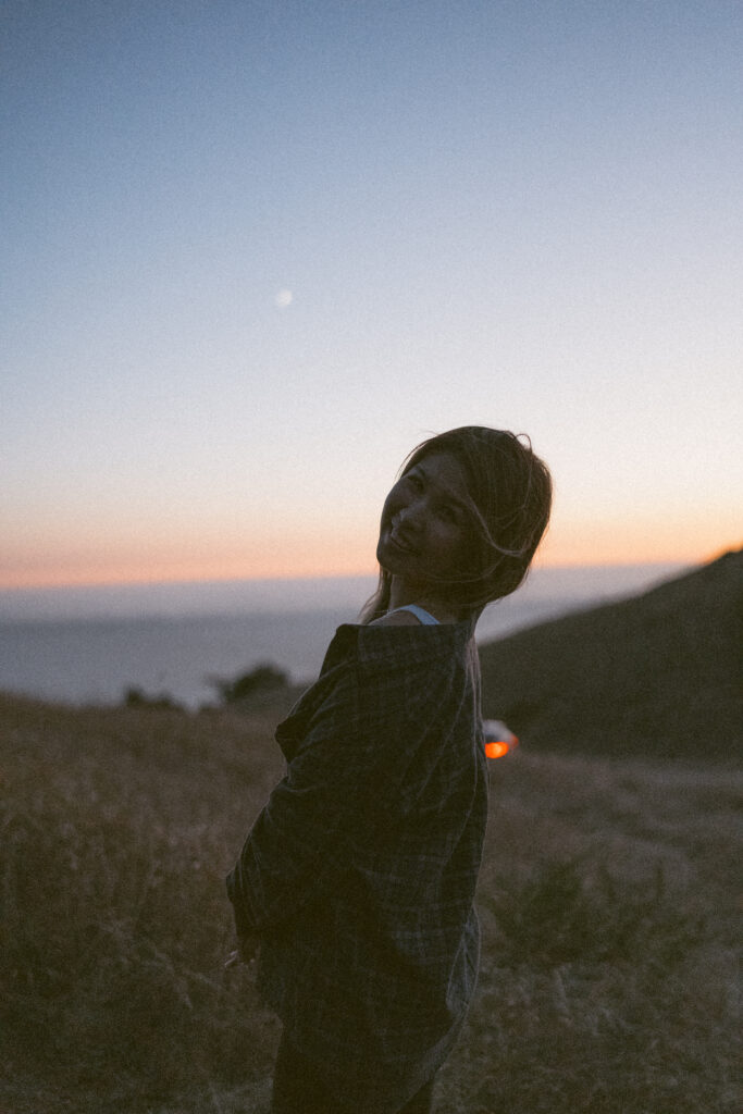 whimsical dreamy golden hour portraits san francisco mount tamalpais