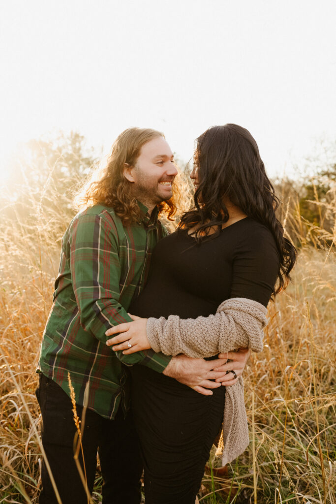 virginia golden hour maternity photos