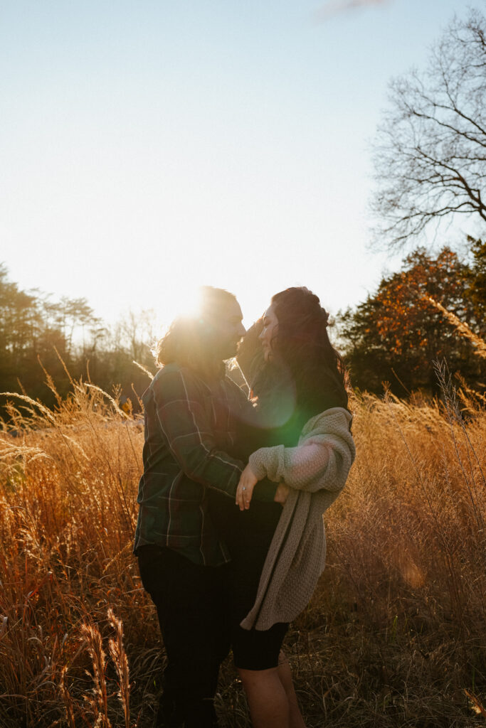 virginia golden hour maternity photos