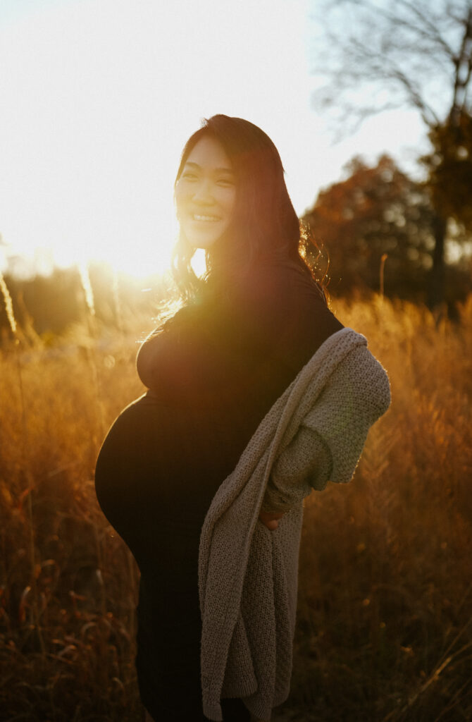 virginia golden hour maternity photos